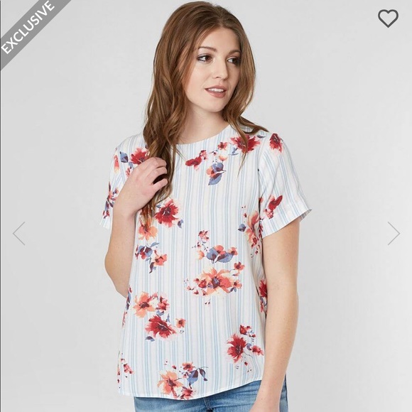 BKE Tops - GIMMICK BKE FLORAL BLOUSE